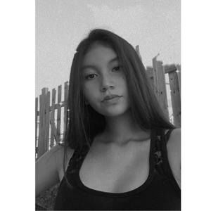 Meet your Posher, Léa